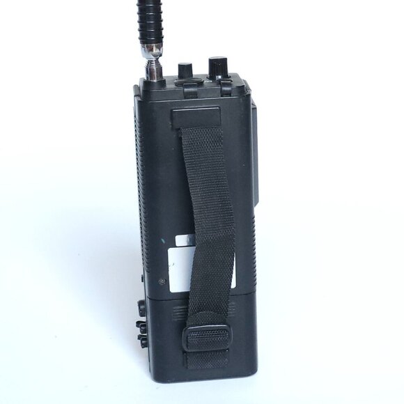 REALISTIC Walkie Talkie TRC-221 40 Channel Citizens Band Tranceiver BNIP - Picture 14 of 15